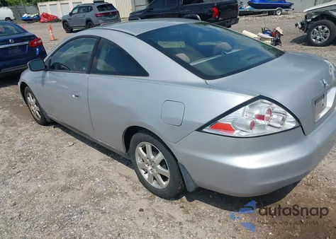 2005 Honda Accord 2.4 Lx z USA, uszkodzony, nr VIN 1HGCM72395A012362